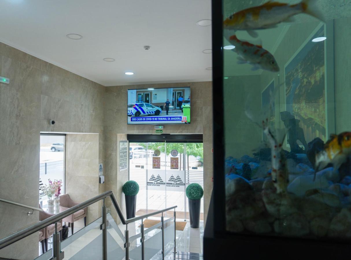 Residencial Do Areeiro Hotel Lisbon Exterior photo