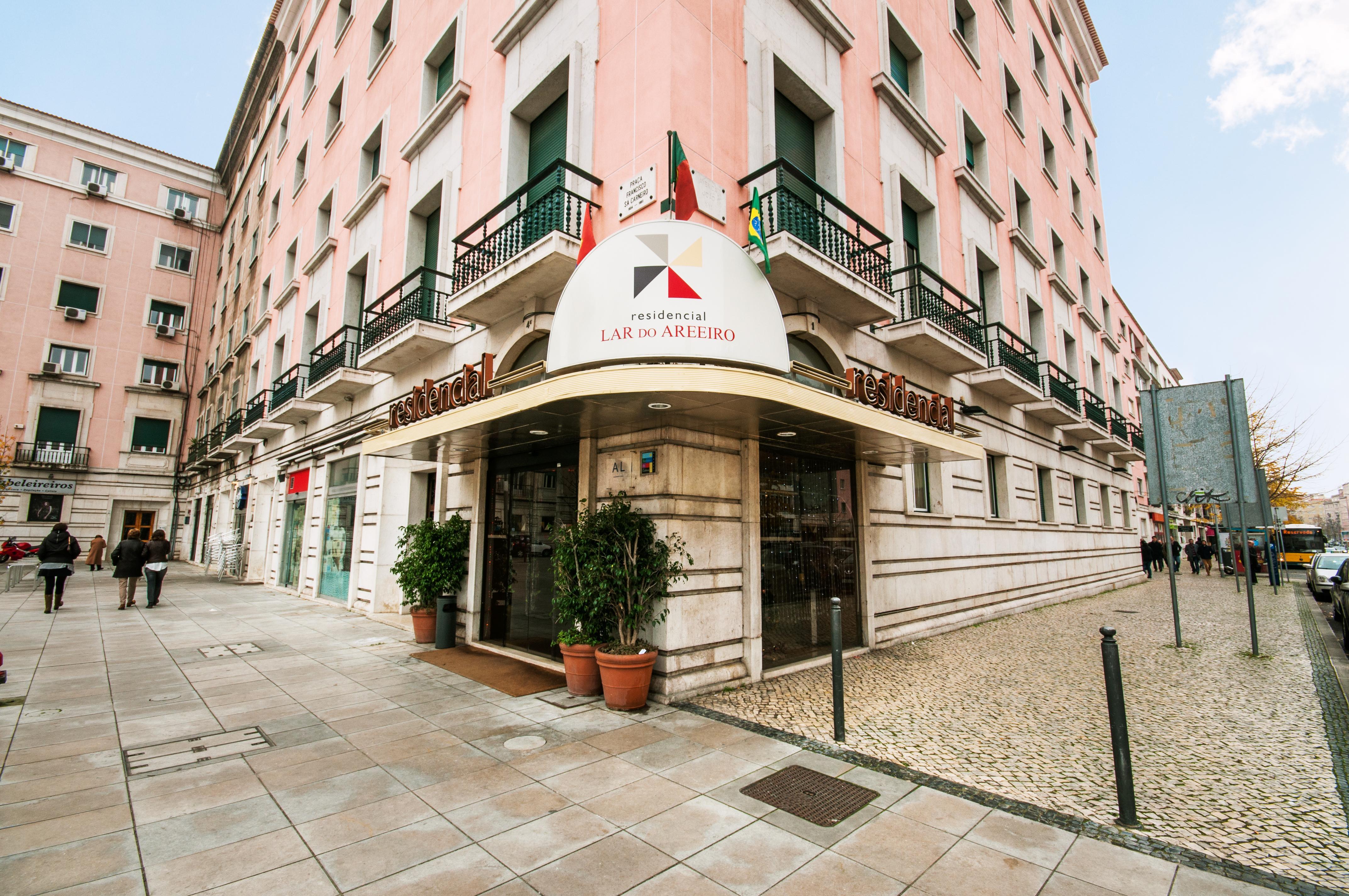 Residencial Do Areeiro Hotel Lisbon Exterior photo