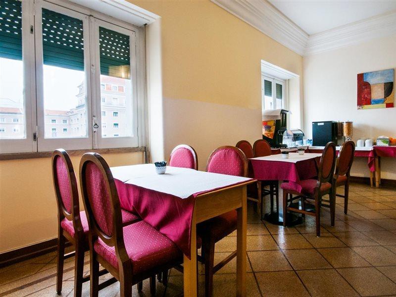 Residencial Do Areeiro Hotel Lisbon Exterior photo